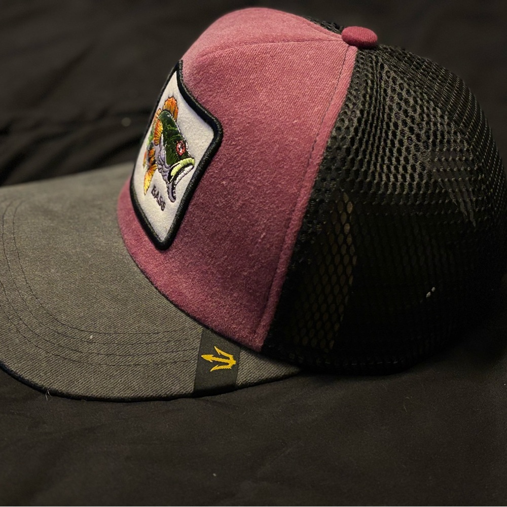 Goorin Bros. Bass (Large Mouth Lunker) Patch in maroon and Gray snap back ! - Picture 7 of 9